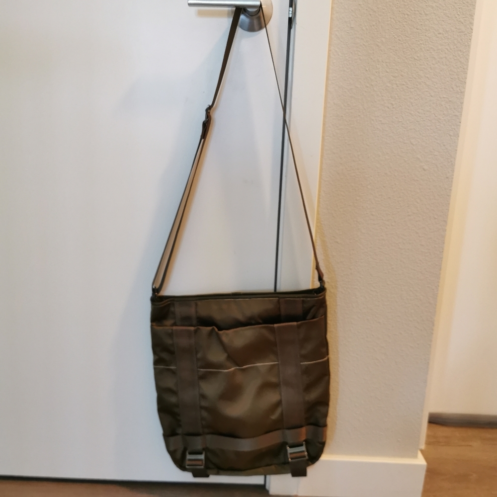 Mandarina Duck bag